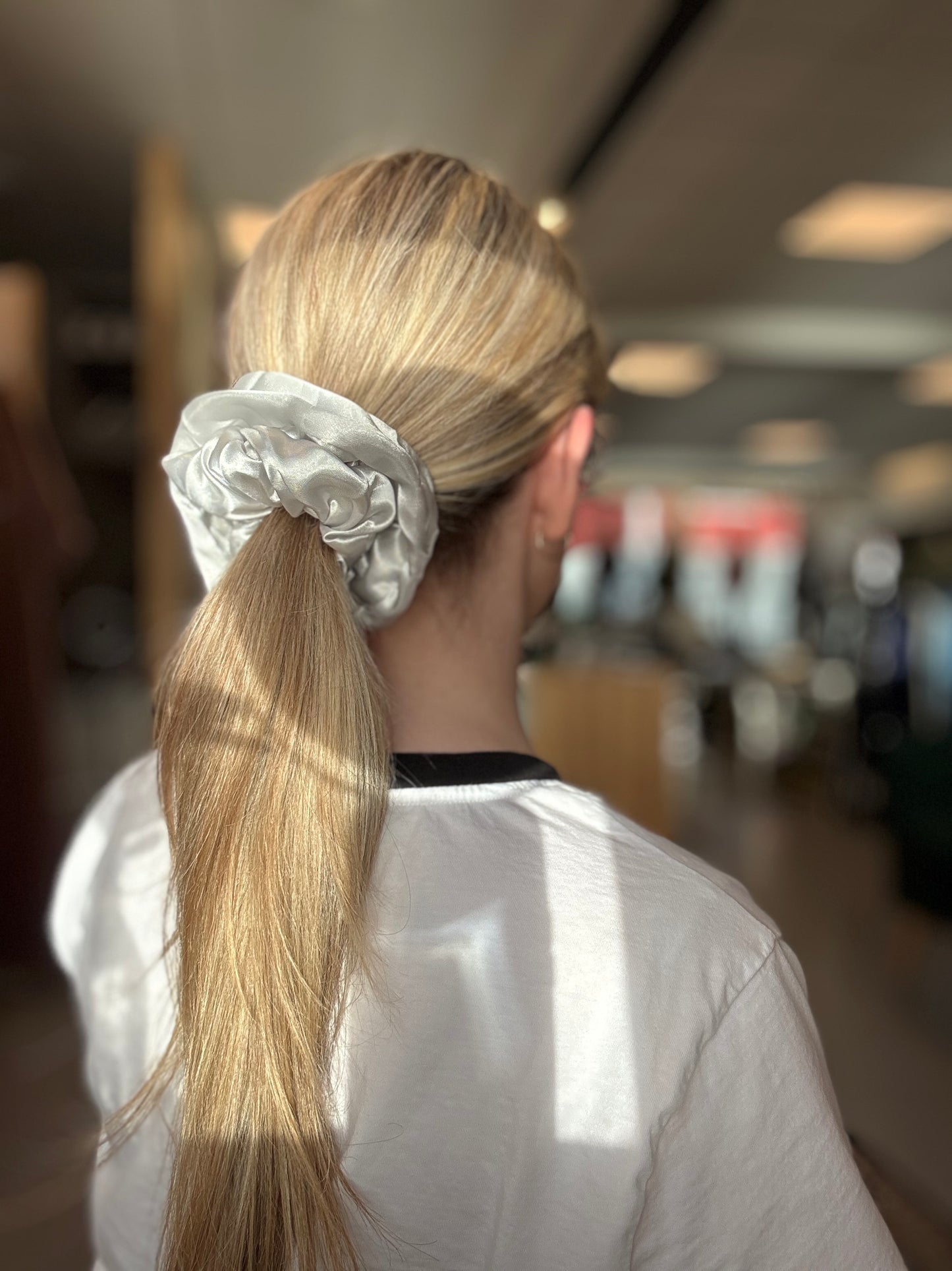 Janni Scrunchie - Silver