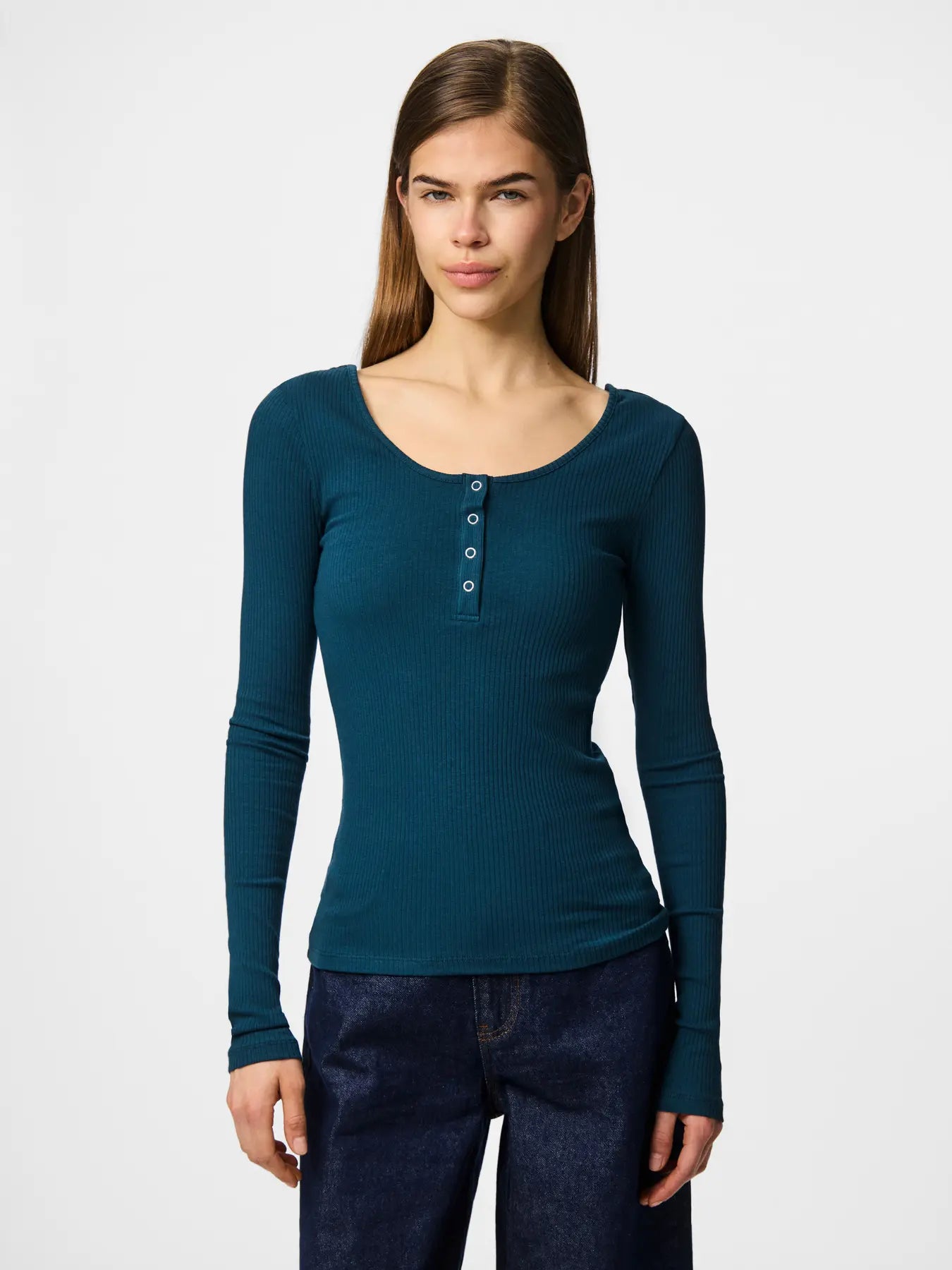 Kitte Blusa - Reflecting Pond