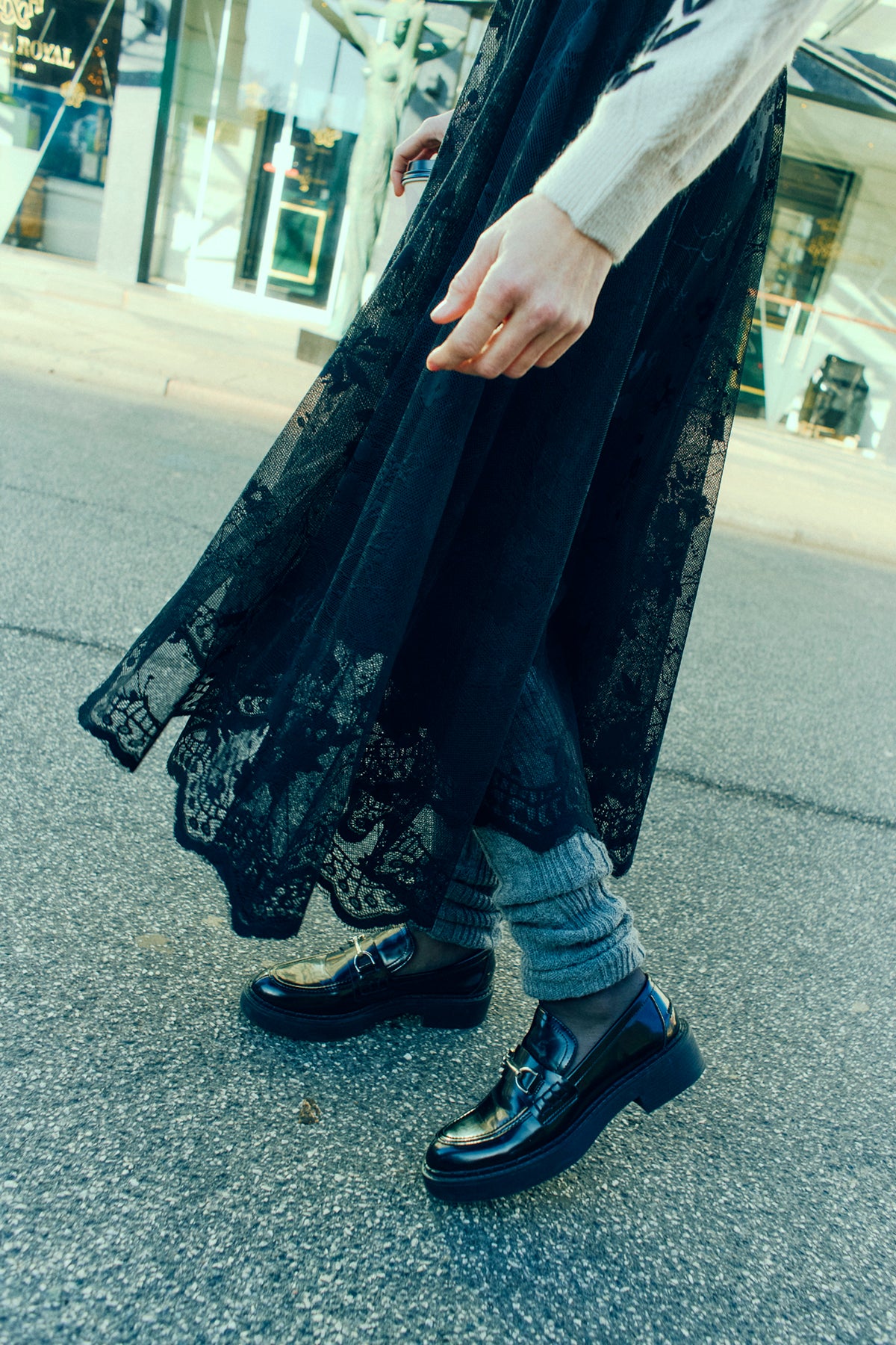 Lally Niðurdeilur - Black Lace