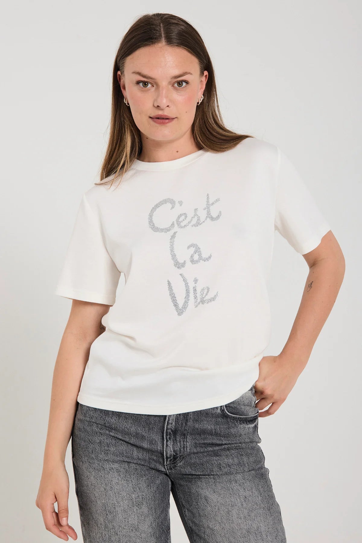 Malak T-Shirt - Hvít v. Diamantum