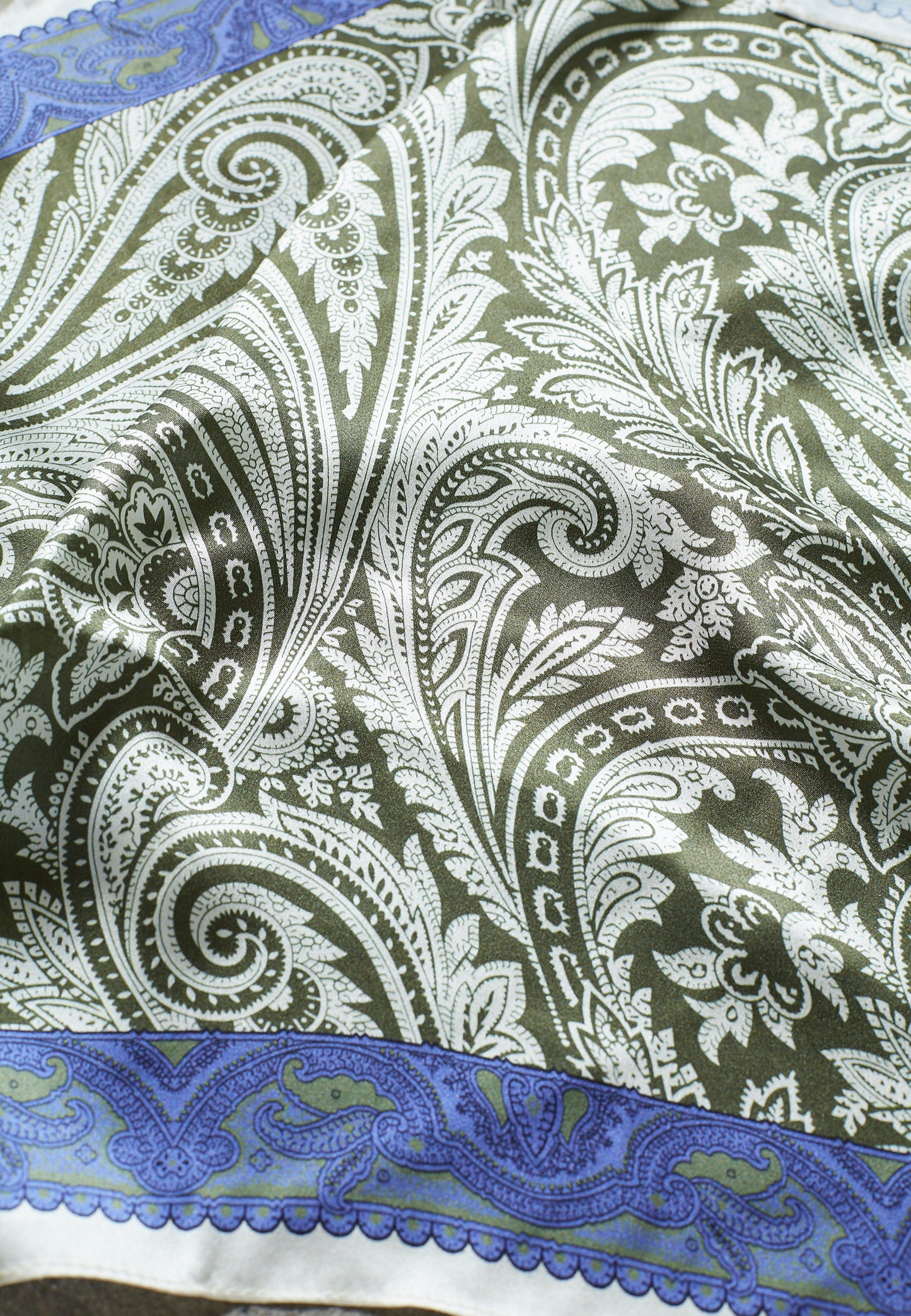 Silki turriklæð - Khaki Combination