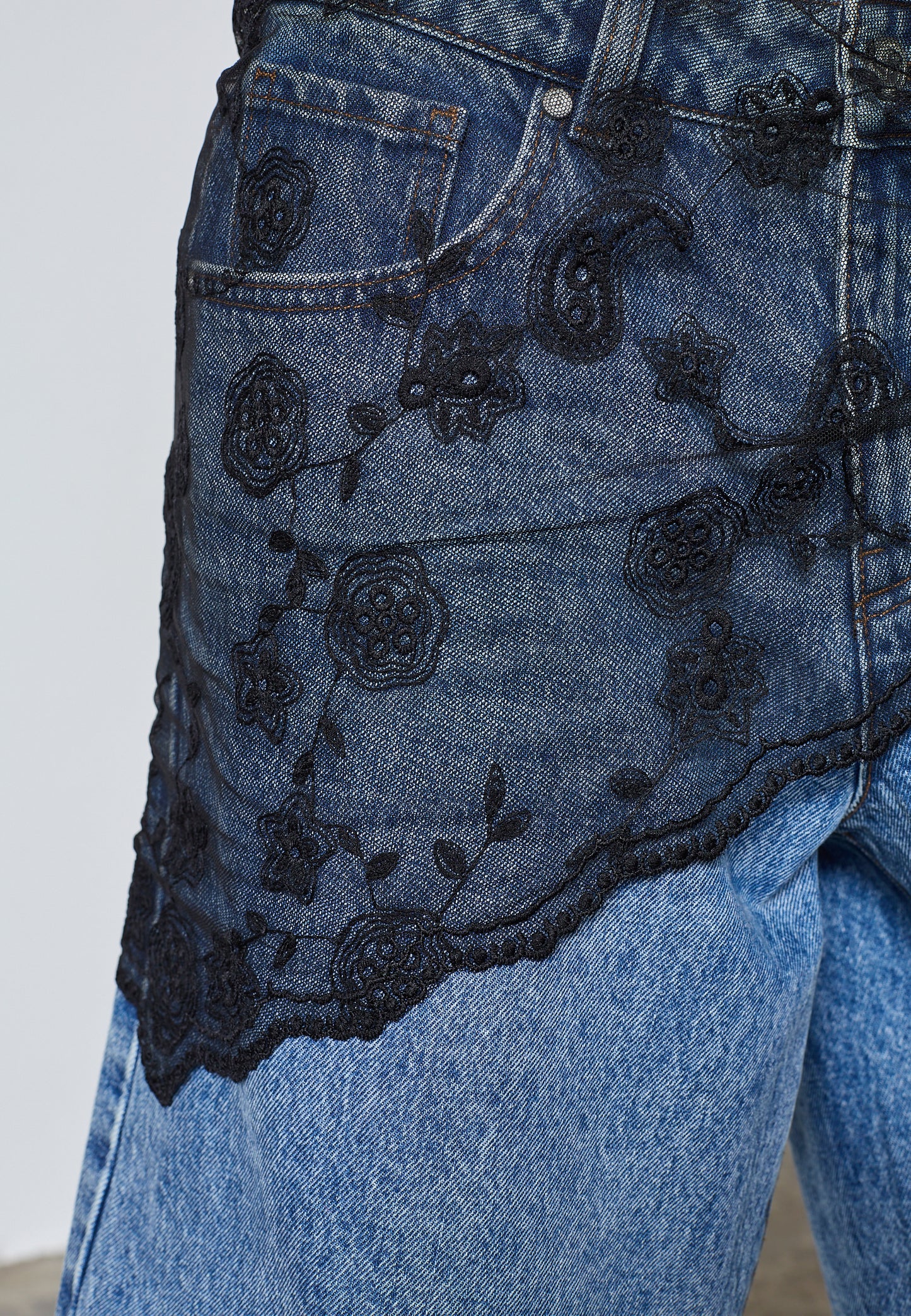 Lace hip scarf - Black or White