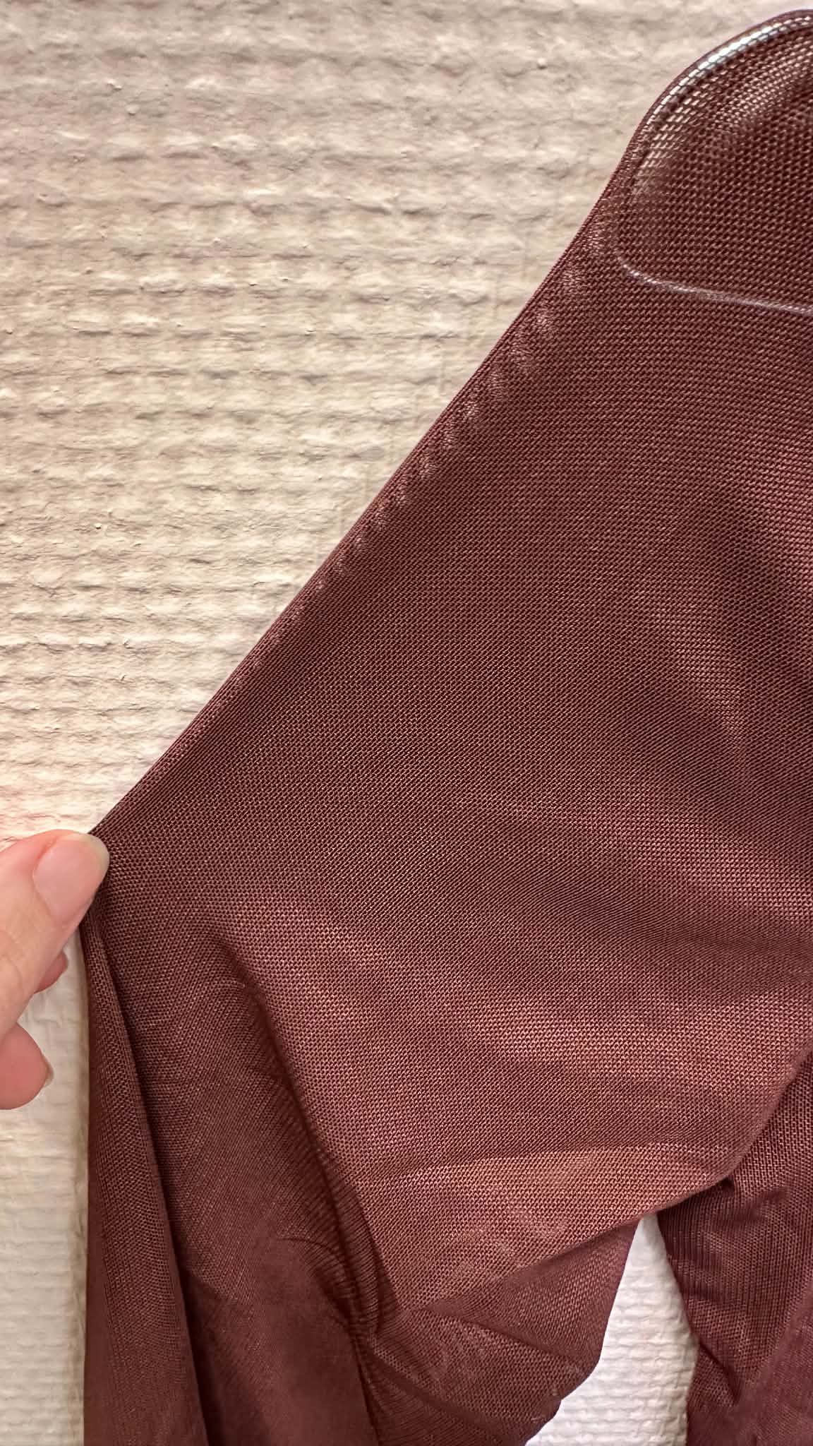 Nox Long Sleeve Mesh Blus - Brún