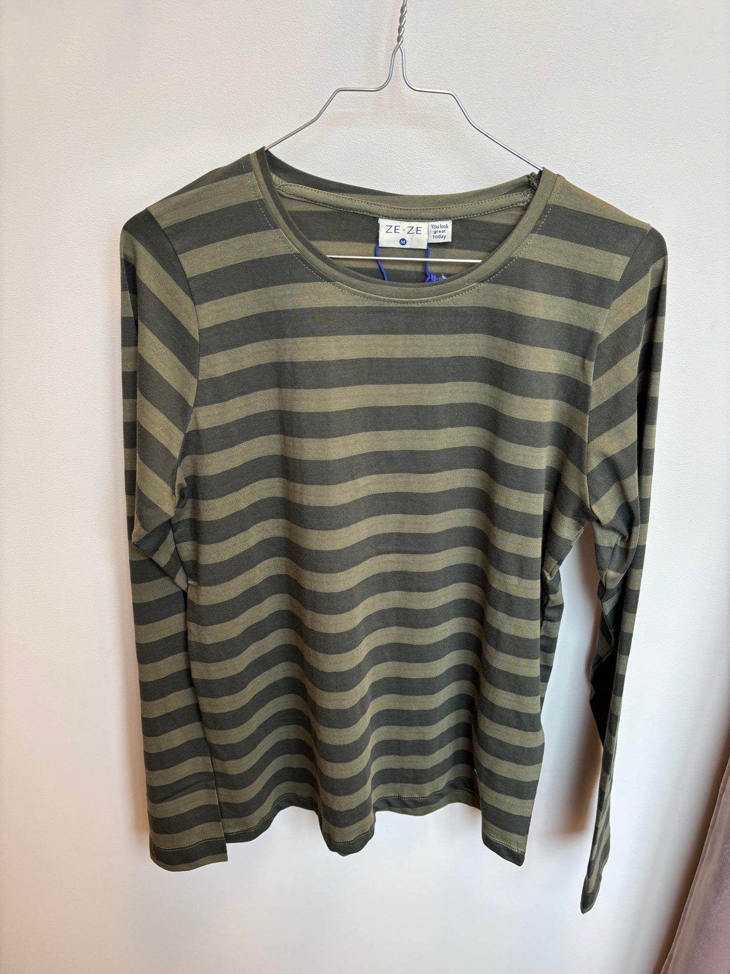 Anita Blusa - Green Stripe