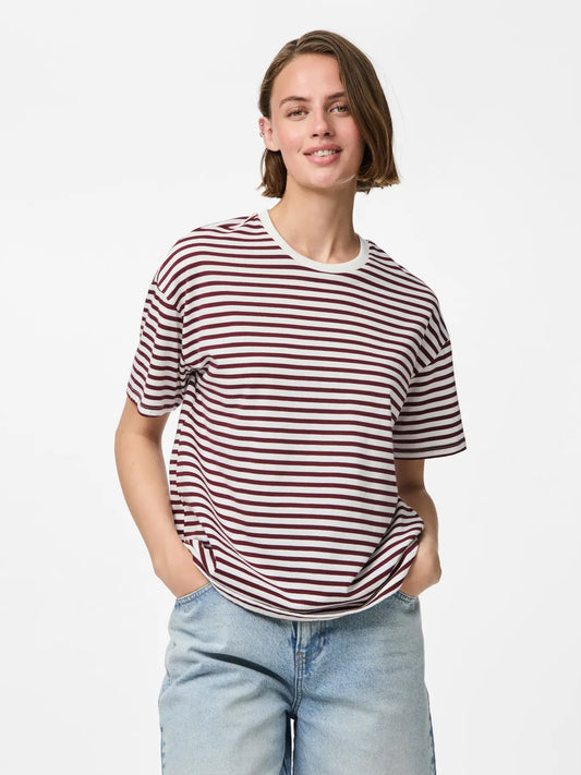 Sadie tshirt - Cloud Dancer/Tawney Port