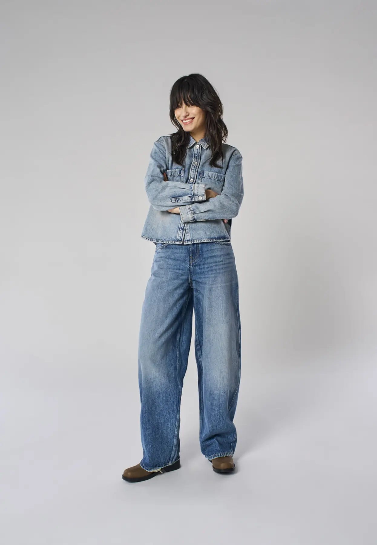 Taylor Barrel Jeans - Dark Blue Medium